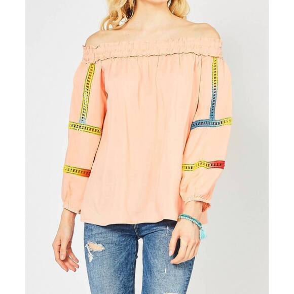 ENTRO Tops - NEW ENTRO off the shoulder crochet top in peach